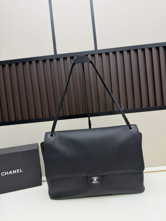 Picture of Chanel Handbags _SKUfw239868034fw